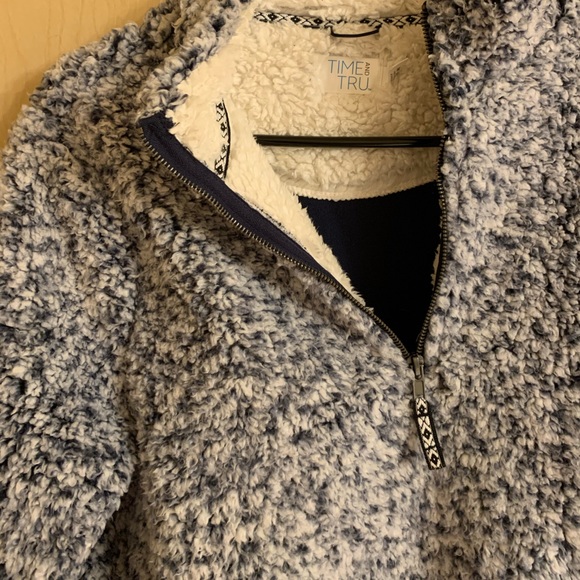 Cozy half zip pullover - Picture 2 of 3